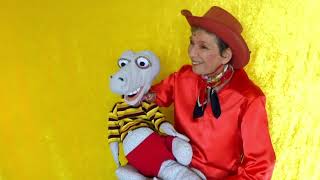 WHERE THE DOG SITS ON THE TUCKERBOX Flash Goanna amp Lyn Myers [upl. by Dominy60]